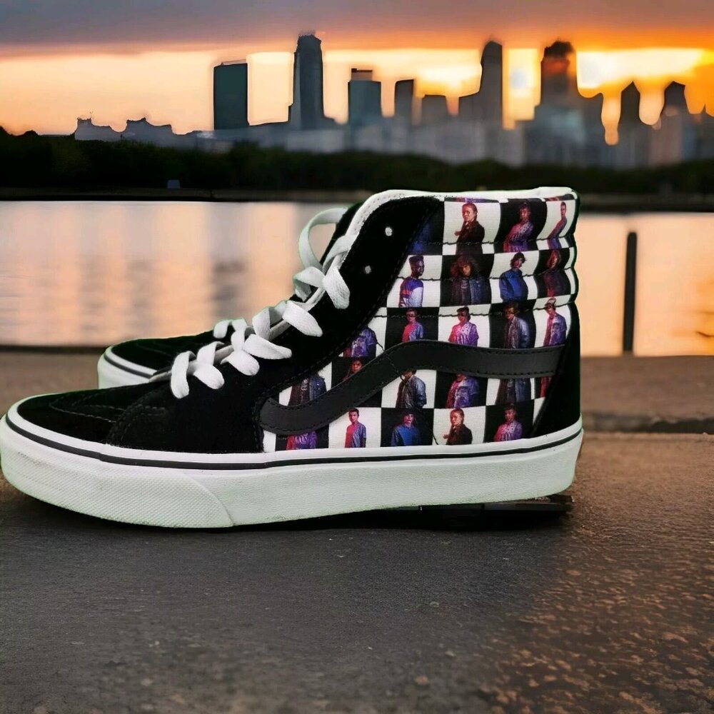 ✅Vans Customs Stranger Things Skater Shoes High Top Mens 7.5 Womens 9.0 Sneakers